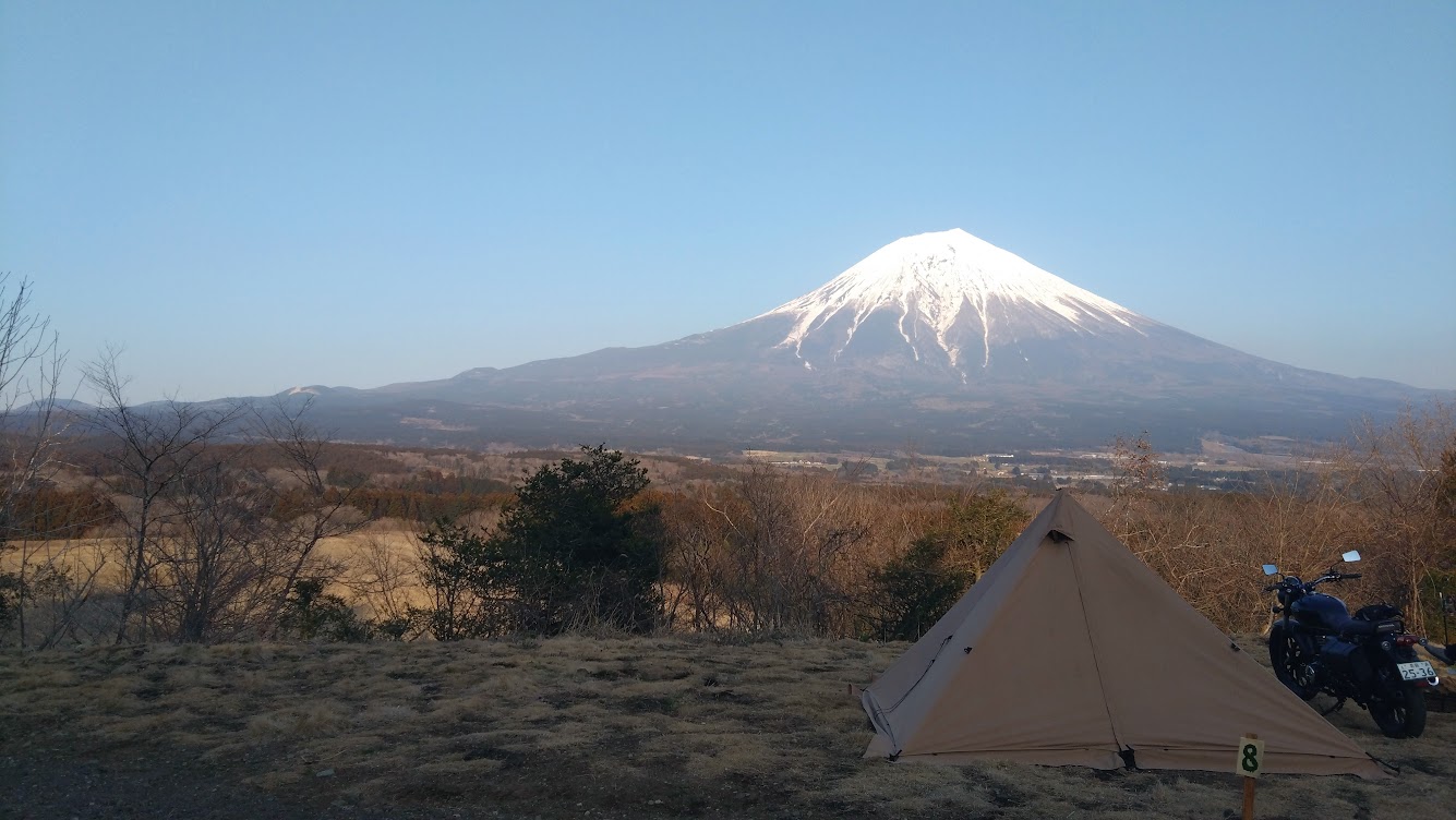 富士山に癒やされ、星空に癒やされる「富士と星KOKO」。